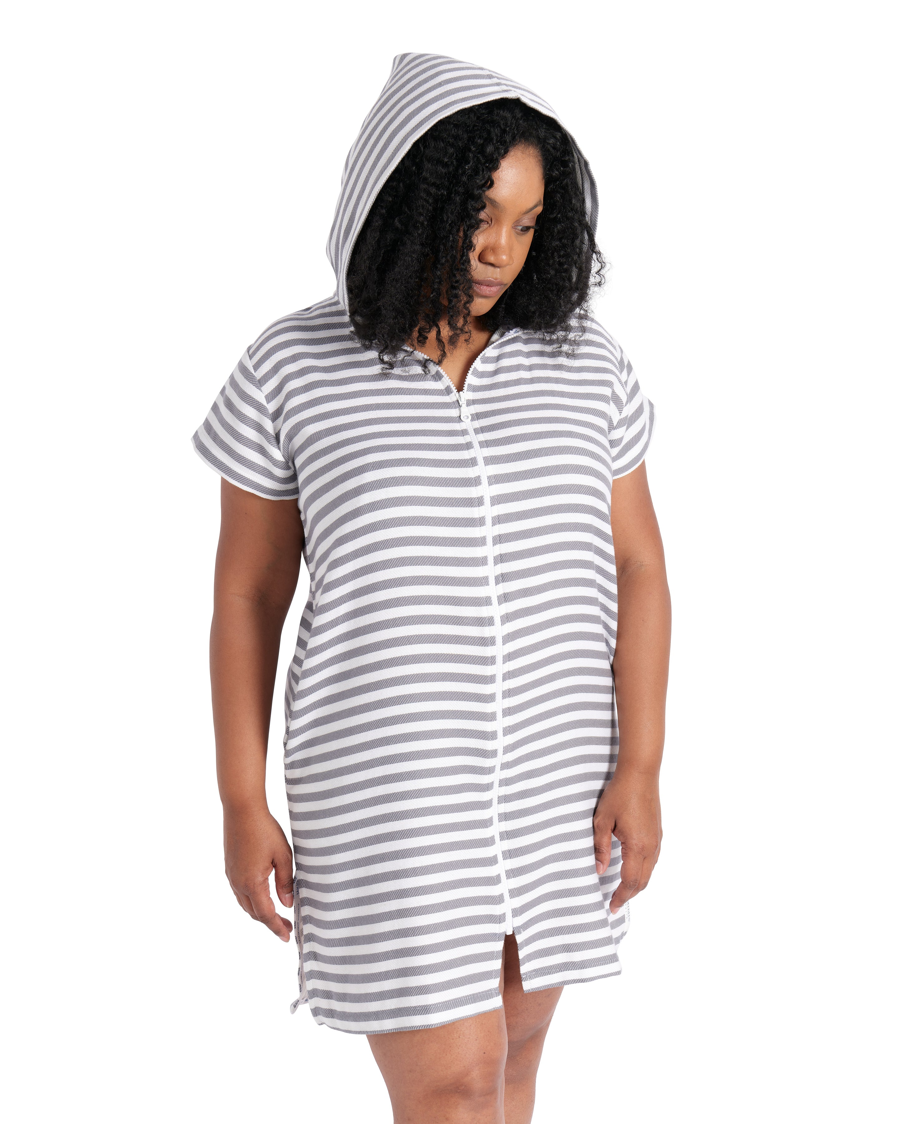 CHIOS Adult Cap Sleeve Hooded Towel Plus Size: Charcoal/Natural