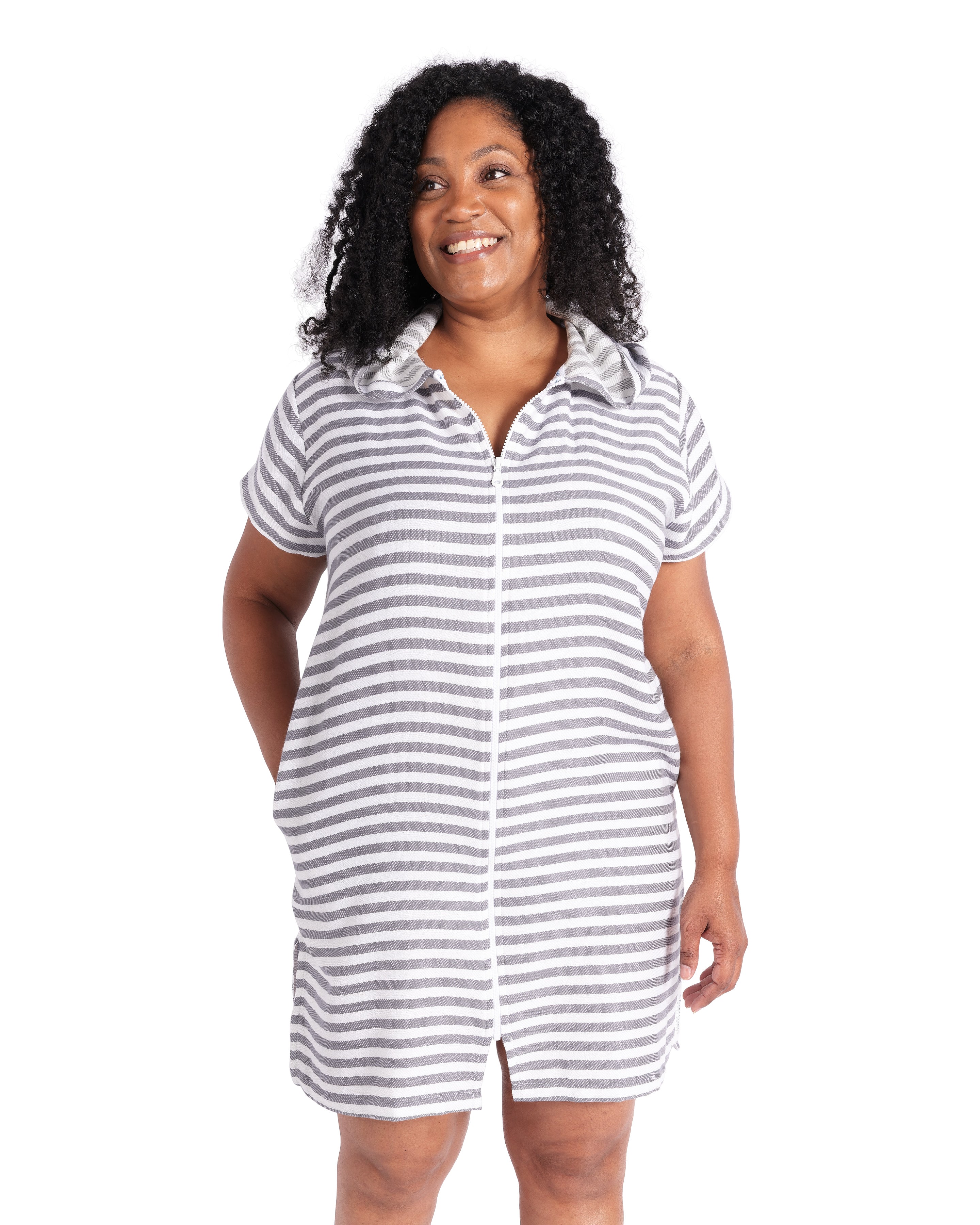 CHIOS Adult Cap Sleeve Hooded Towel Plus Size: Charcoal/Natural