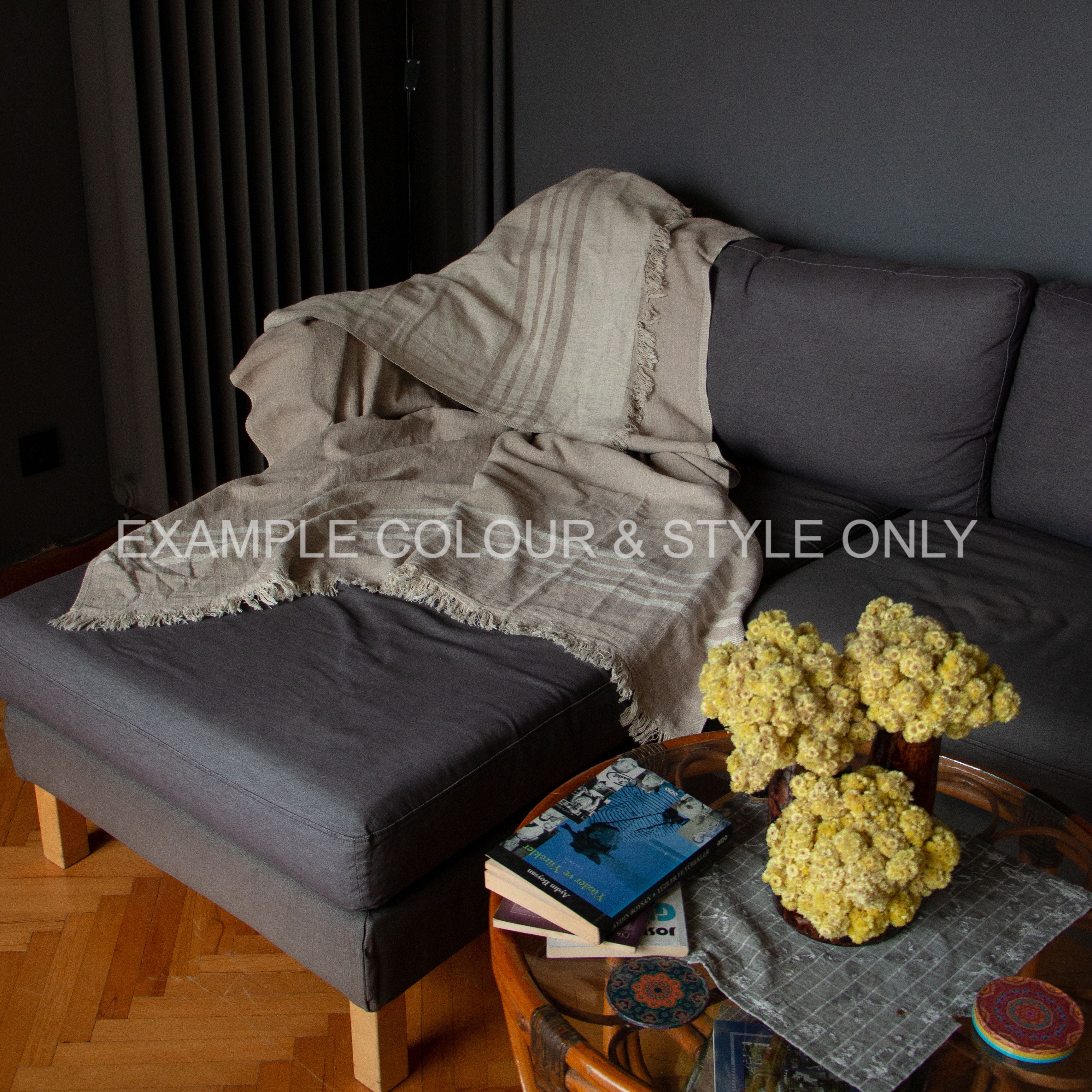 SECONDS & SAMPLES | Throws Beige | 750G-990G: Lucky Dip