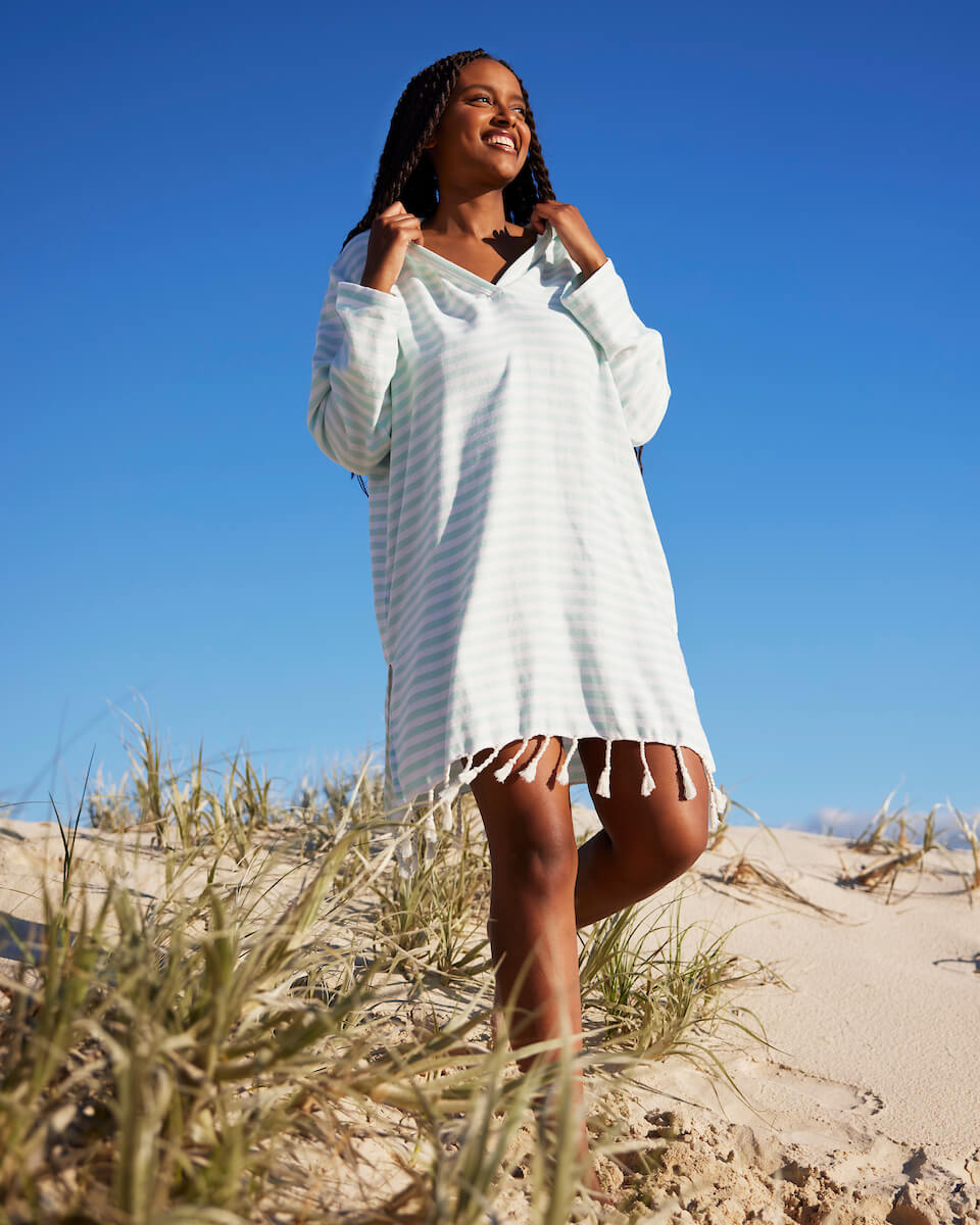 AMALFI Adult Hooded Towel